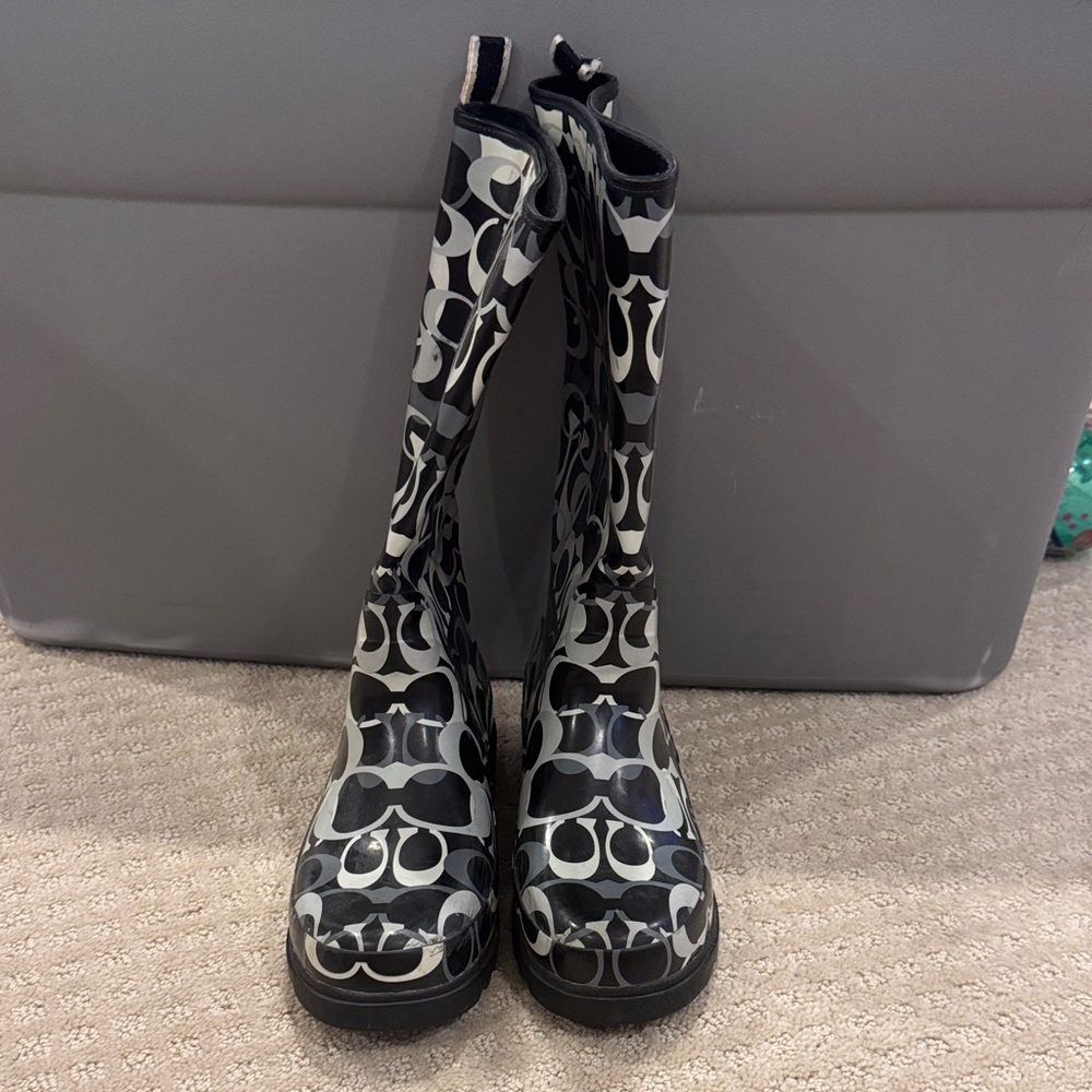 Black and White Patterned Boots